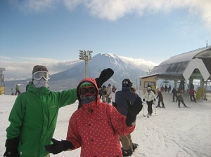 ski japan at Niseko Hirafu resort ski japan at Niseko Hirafu resort